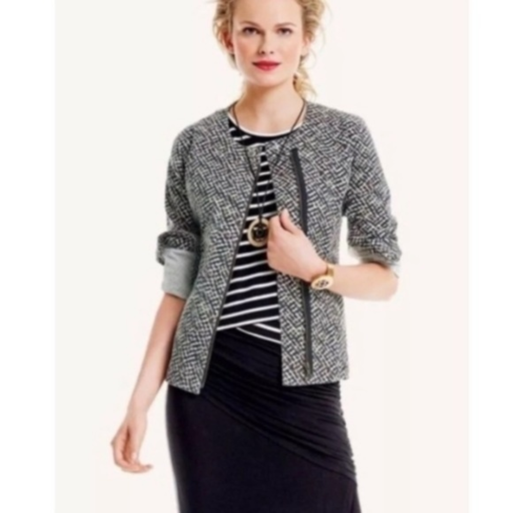 CAbi 5099 cliffside moto zip up jacket size Small